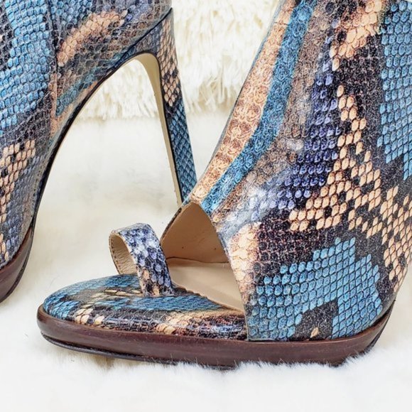 Rev it up slip on blue snake Leather Sandal Shoes - Picture 4 of 13